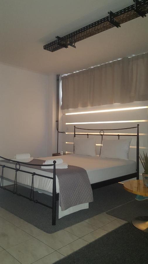 Studio V3St & Parking Lárisza Kültér fotó